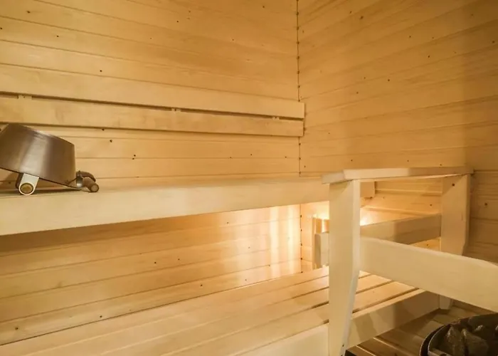 Chalets, Ski-in Ski-out *